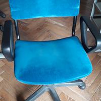 sedia per ufficio  con 5 rotelle ( disp. n2 )