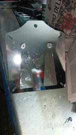 porta targa laterale 