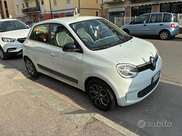 Renault Twingo equilibre 1000 del 2024