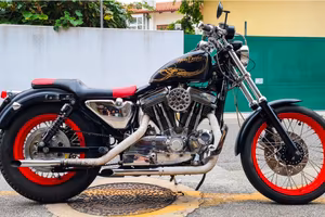 HD HARLEY DAVIDSON 883 1990