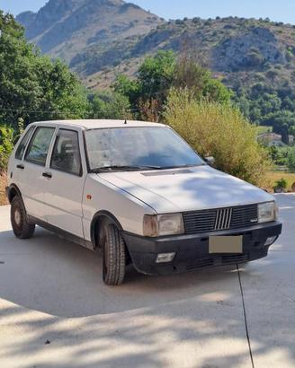 fiat uno