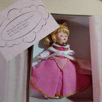 Madame alexander Trunk Set, La Bella Addormentata