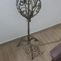 Porta vaso / Supporto statue in ferro battuto 