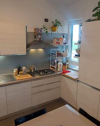 Cucina moderna Harte completa di elettrodomestici