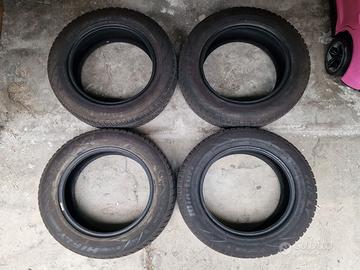 Gomme invernali da 15 pollici