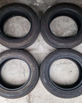 Gomme invernali da 15 pollici