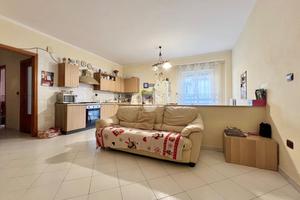 2 LOCALI A CALVIZZANO