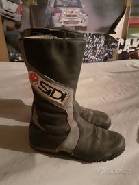stivali da moto 