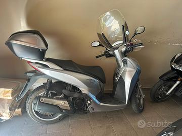 Honda Sh 300