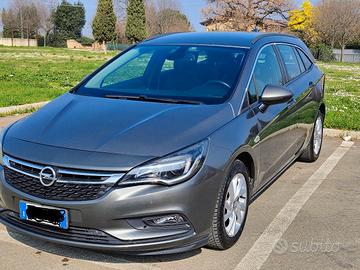Opel Astra Sports Tourer 