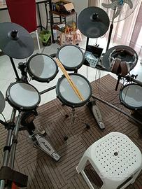 Alesis Nitro Max