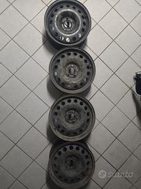 Cerchi in Ferro da 16" 5 fori 7JX16 