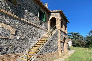 RUSTICO A MONTEFIASCONE