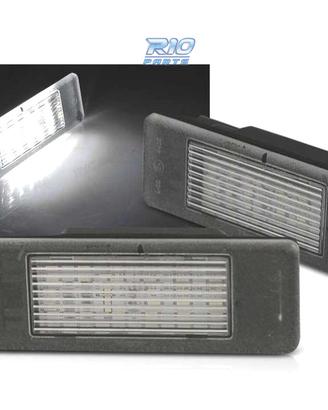 LUCI TARGA A LED NISSAN QASHQAI JUKE NAVARA MERCED