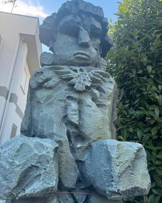 Coppia Statue Monumentali Maya/Azteche – 3 Metri