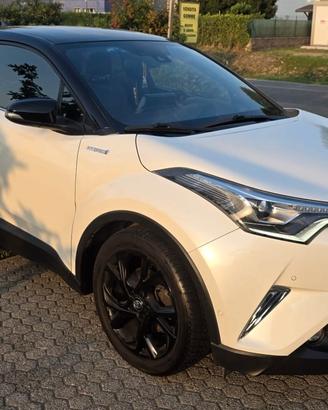TOYOTA C-HR 1.8 Hybrid Lounge, in GARANZIA TOYOTA!