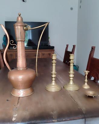 Teiera in rame e candelabri ottone