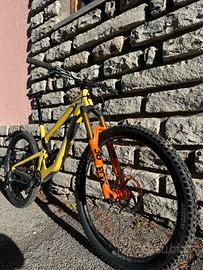 Enduro mtb santa cruz megatower cc