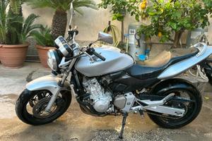 Honda hornet 600