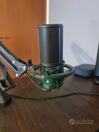 Microfono Razer Seiren X