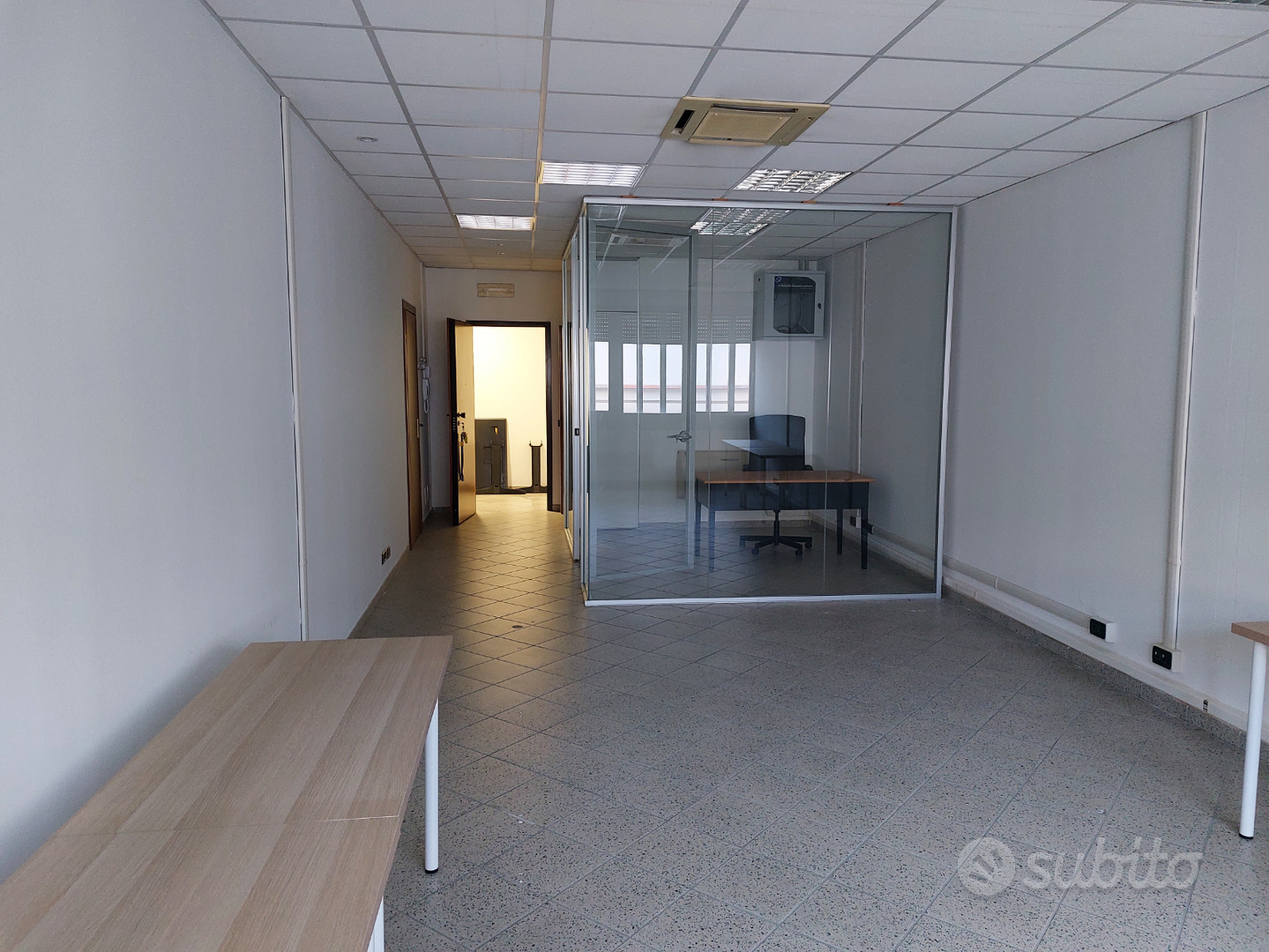 Ufficio direzionale a Ferrara con parcheggio