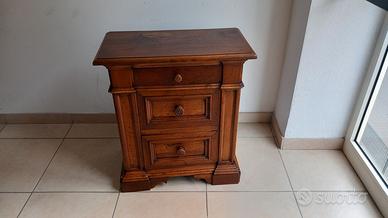 mobiletto vintage di noce