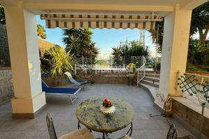 Villetta a Pozzuoli Contrada Pisciarelli 4 locali