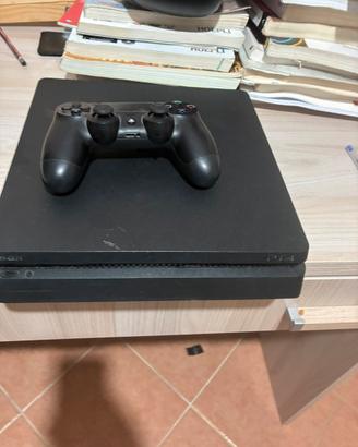 PS4 500GB con controller e cavi – funzionante
