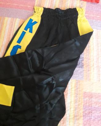 pantaloni da kick boxing