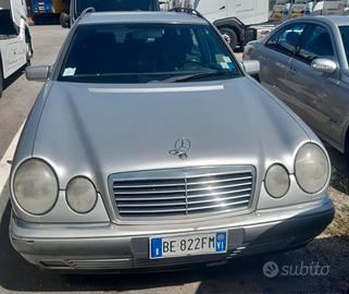 PASSAGGIO INCLUSO "Mercedes E200 kompressor" 
