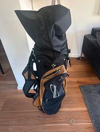 sacca da golf con 8 mazze