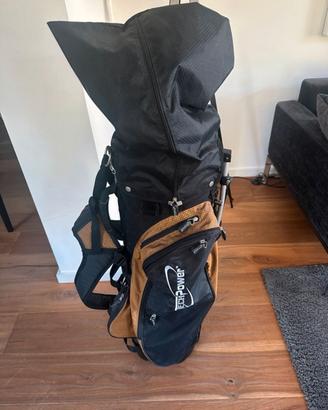 sacca da golf con 8 mazze