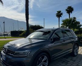 Volkswagen Tiguan R-LINE 2.0 TDI 150 cv DSG