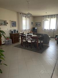 PORZIONE DI QUADRIFAMILIARE A PAESE