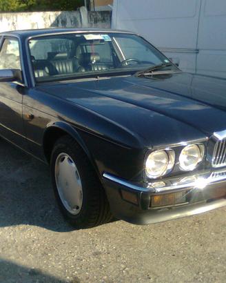 JAGUAR XJ6