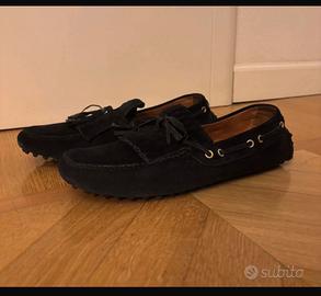 Scarpa “Car Shoe” scamosciata blu