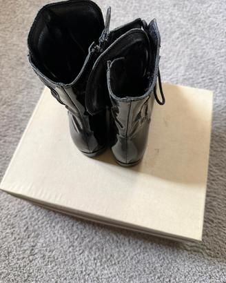 stivaletto marni di vernice n.33
