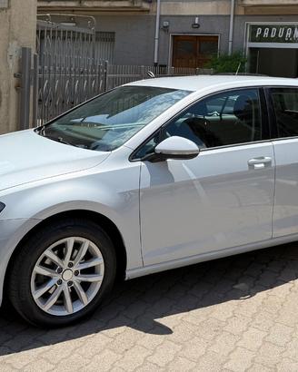 Volkswagen Golf 1.6 TDI 90 CV 5p. Trendline BlueMo