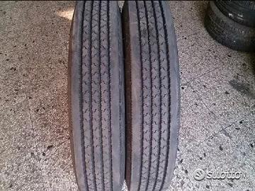 Coppia di pneumatici usati 8.25 15 good year