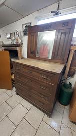 Cassettiera in legno 