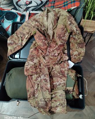 Divise militari