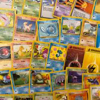 Lotto carte pokemon vecchie