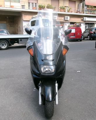 Yamaha Majesty 250 FUNZIONANTE E MARCIANTE