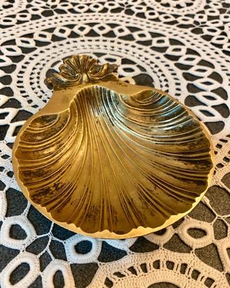 posacenere ottone conchiglia