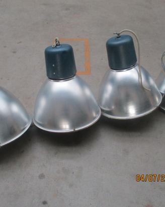 Lampade da capannone
