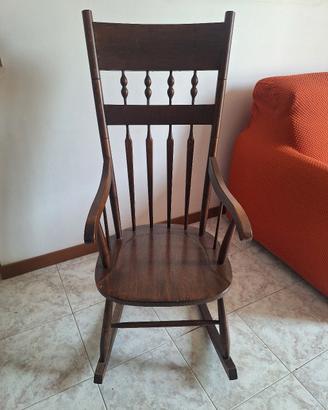 Sedia a dondolo vintage