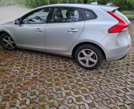 Volvo V40 D2 2.0