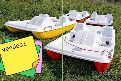 Pedalò, pronti stagione. ultime disponibilità