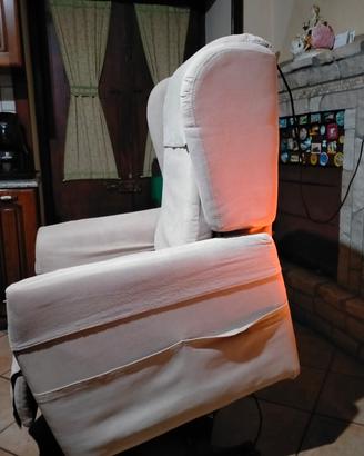 poltrona riclinabile massaggio 