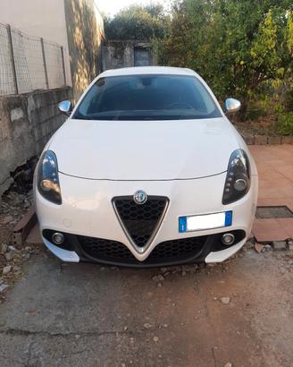 Fari Alfa Romeo Giulietta con lenticolari Bi-led